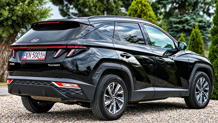 HYUNDAI Tucson -