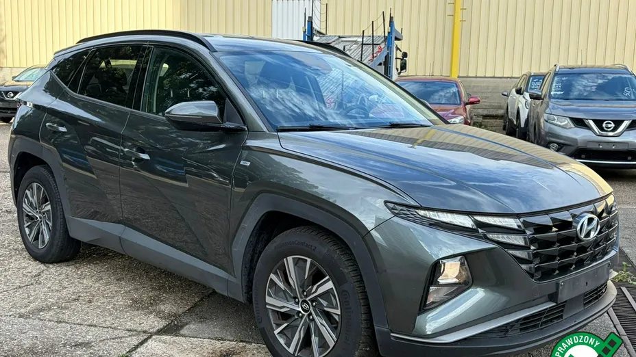 HYUNDAI Tucson -