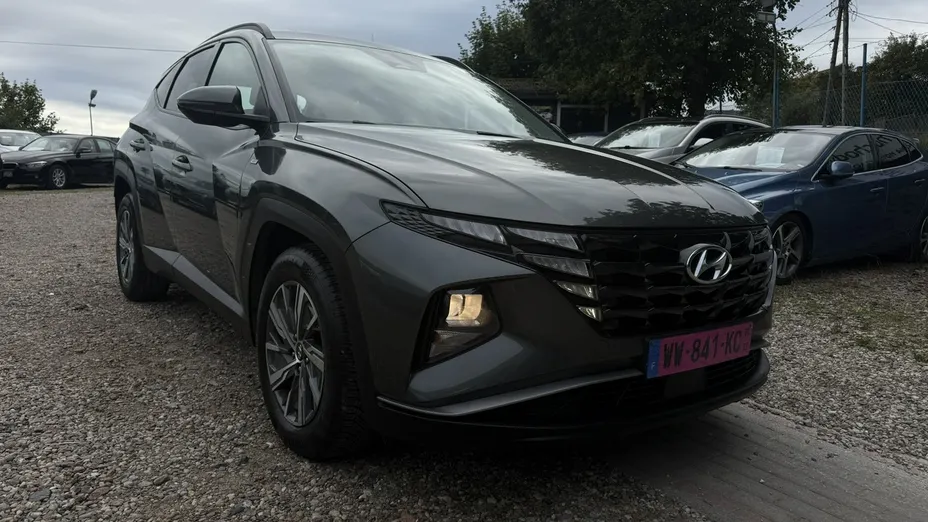 HYUNDAI Tucson -