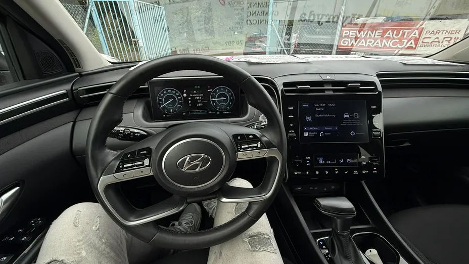 HYUNDAI Tucson -