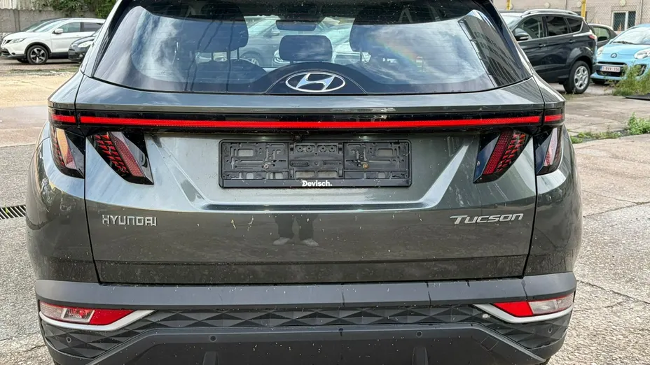 HYUNDAI Tucson -