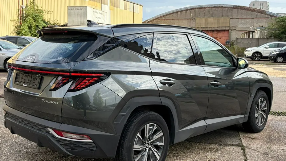 HYUNDAI Tucson -