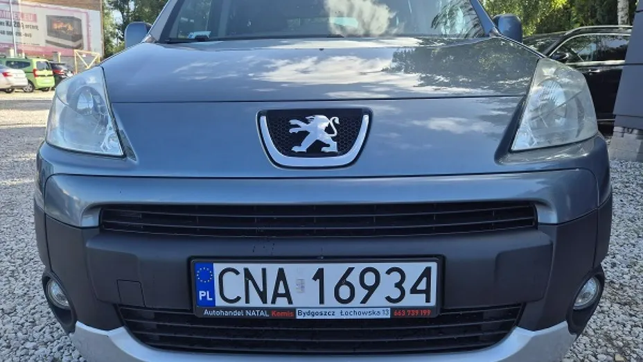 PEUGEOT Partner -
