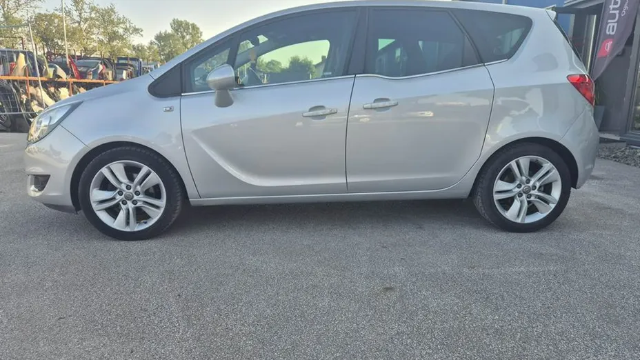 OPEL Meriva -
