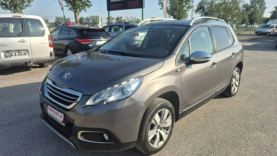 PEUGEOT 2008 -
