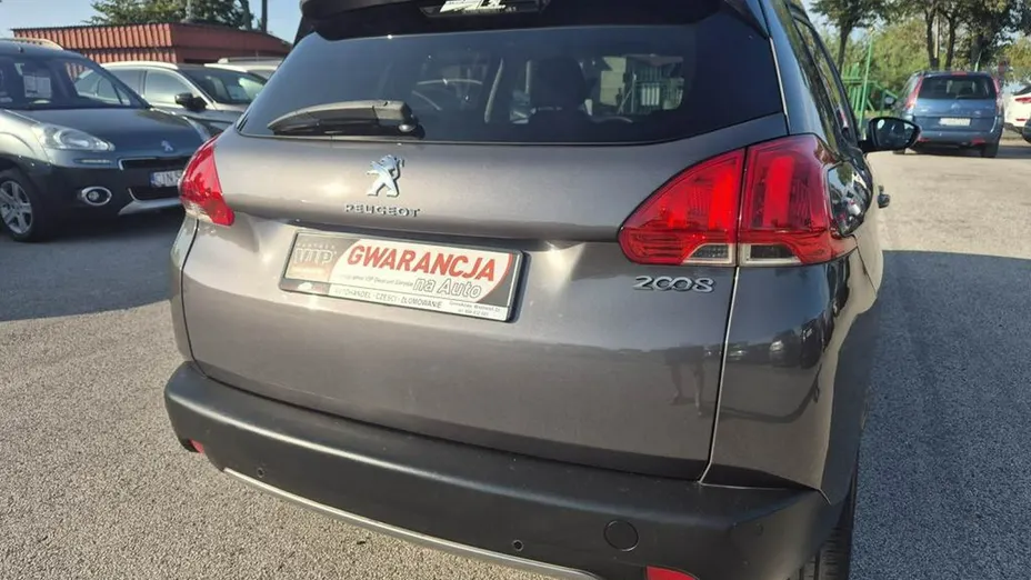 PEUGEOT 2008 -