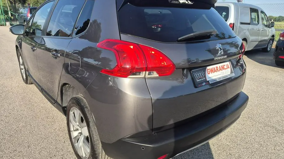 PEUGEOT 2008 -