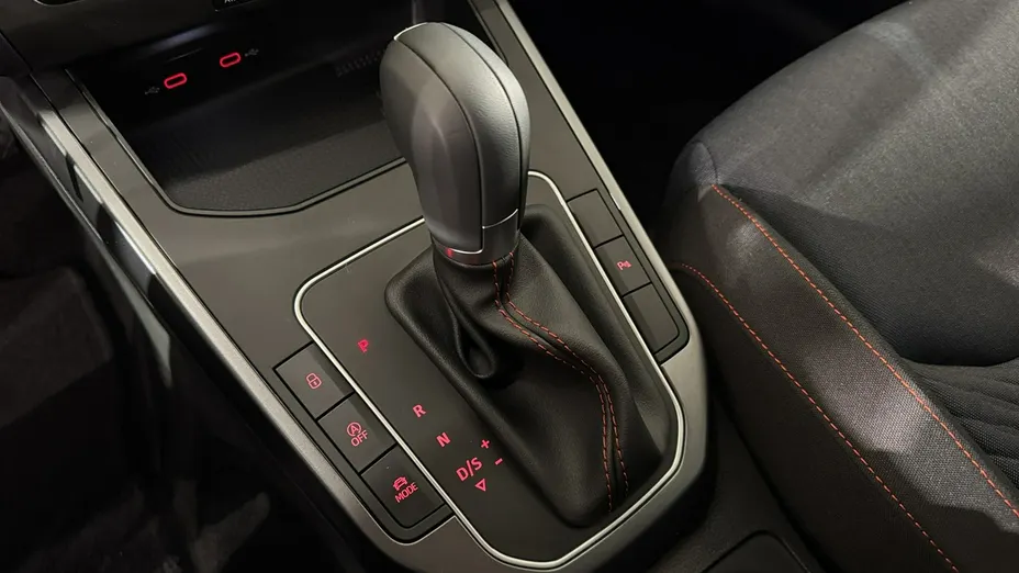SEAT Ibiza Ibiza 1.0 TSI FR DSG
