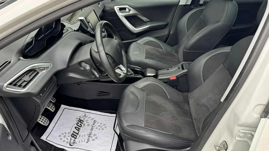 PEUGEOT 2008 -