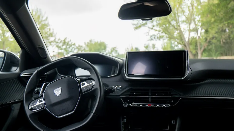 PEUGEOT 2008 -