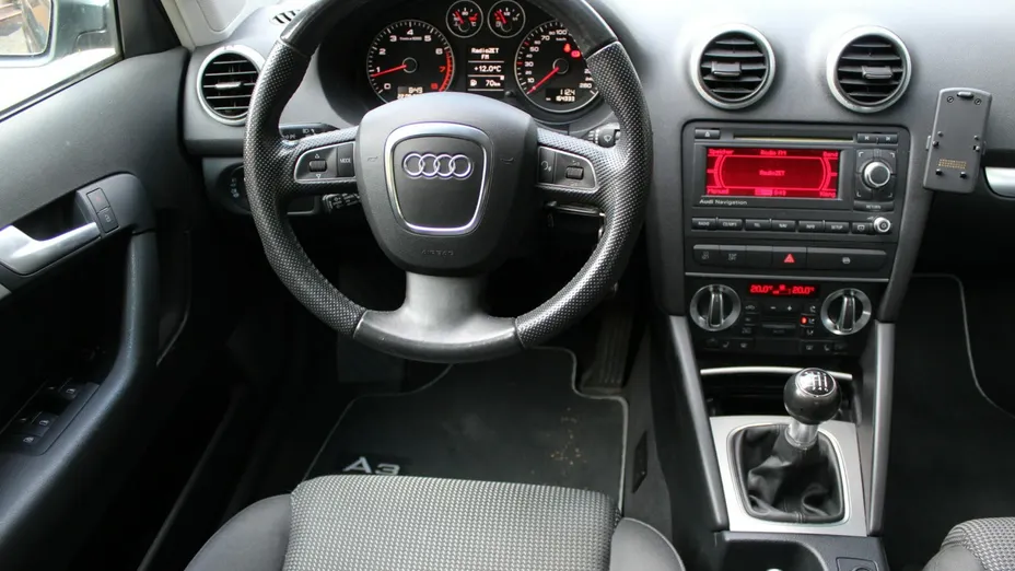 AUDI A3 Sportback -