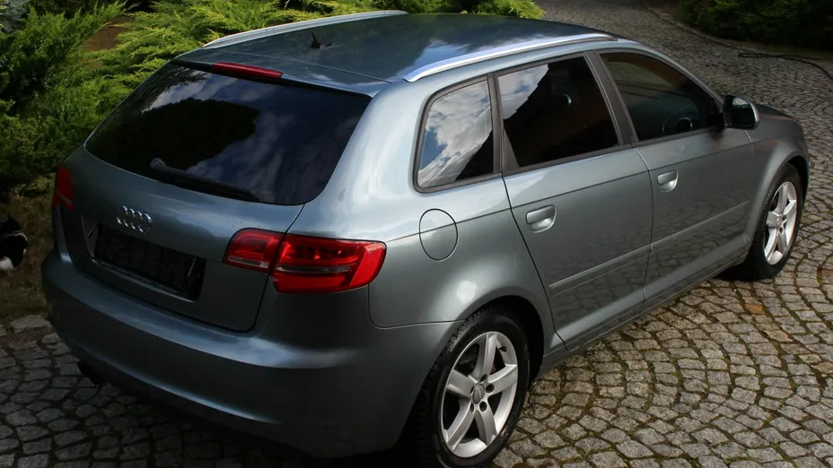 AUDI A3 Sportback -