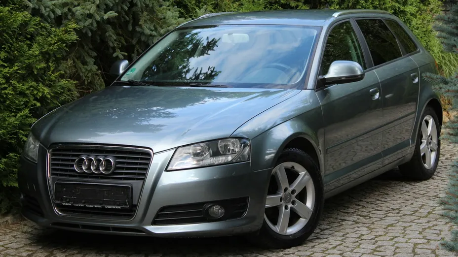 AUDI A3 Sportback -