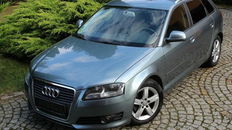 AUDI A3 Sportback -