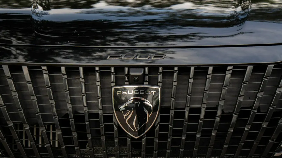 PEUGEOT 2008 -