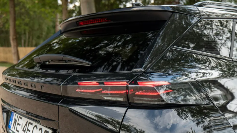 PEUGEOT 2008 -