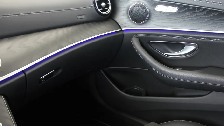 MERCEDES-BENZ E Klasa -