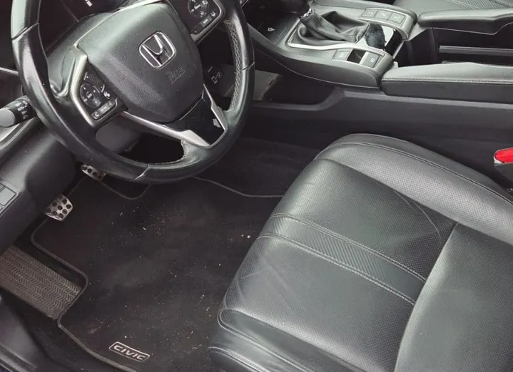 HONDA Civic -