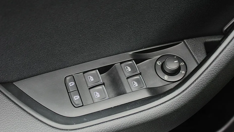 SKODA Superb -