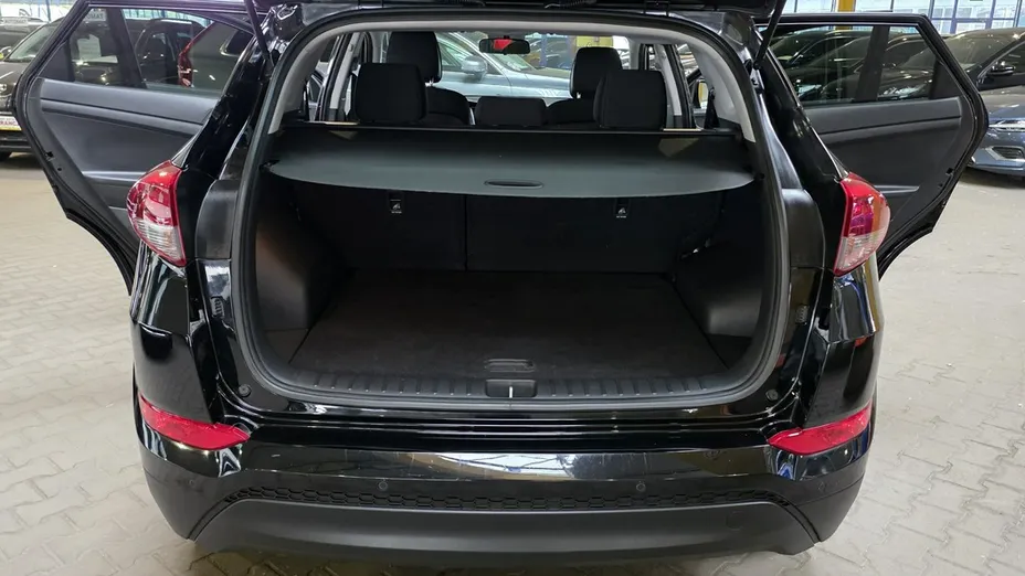 HYUNDAI Tucson -