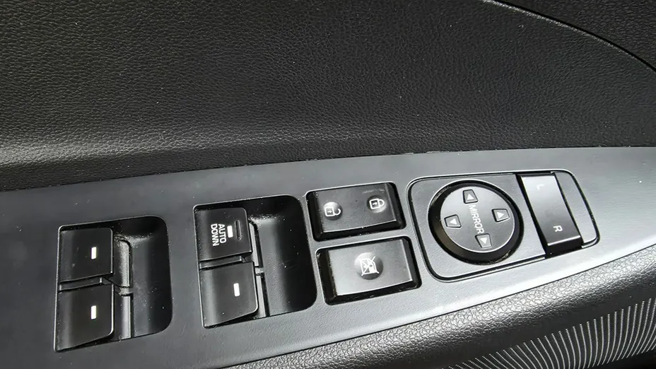 HYUNDAI Tucson -