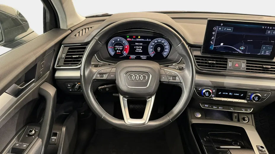 AUDI Q5 -
