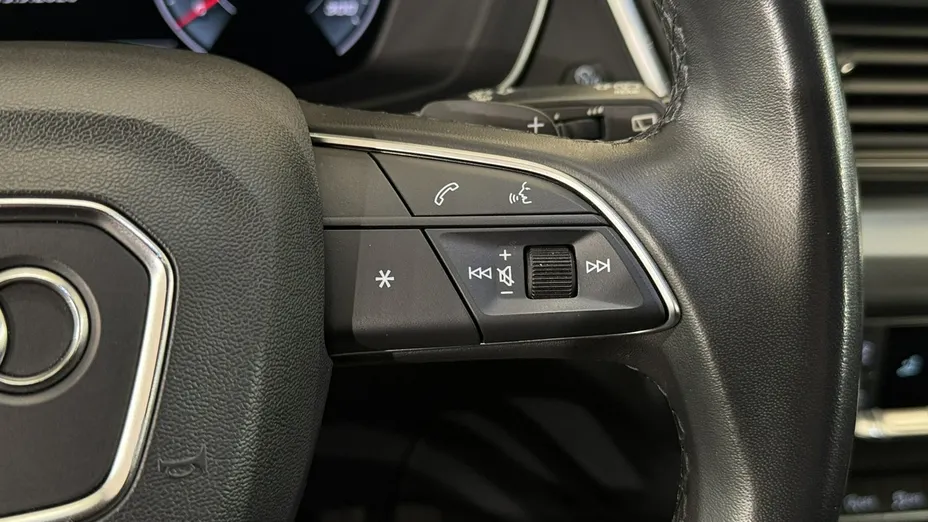 AUDI Q5 -