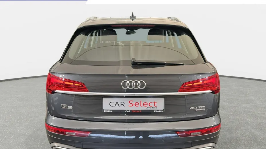 AUDI Q5 -