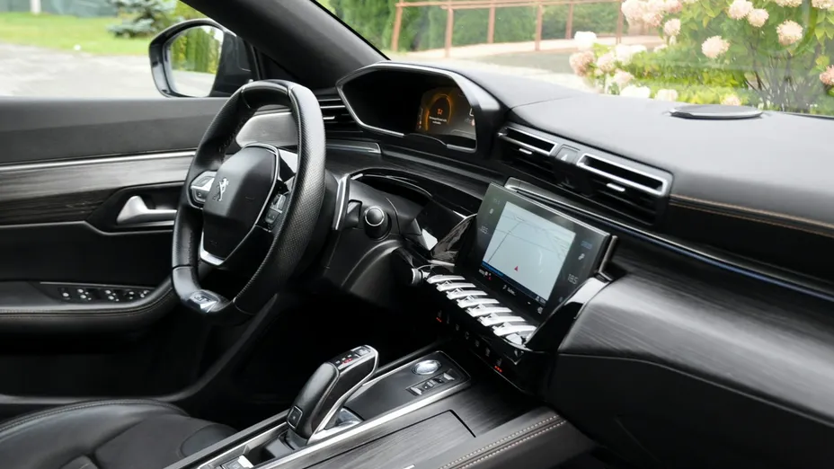 PEUGEOT 508 -