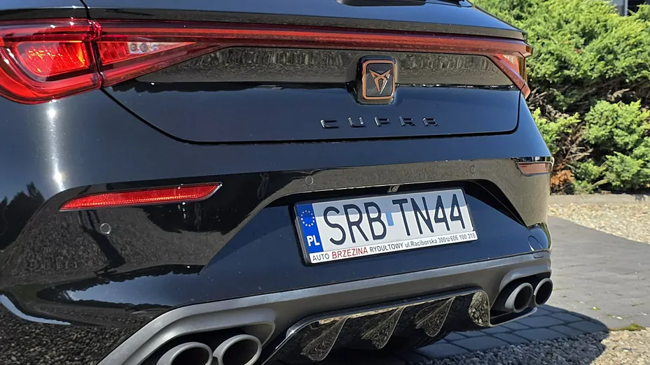 CUPRA Leon -