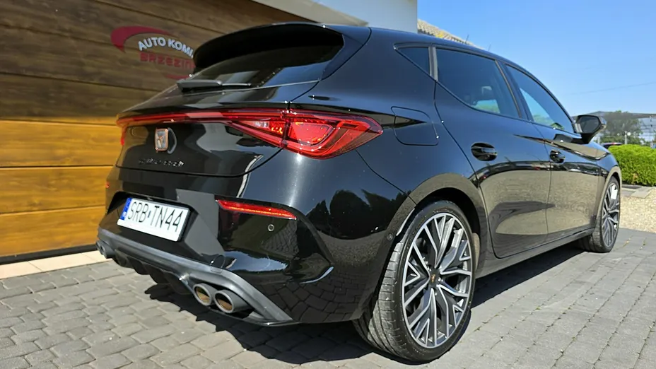 CUPRA Leon -