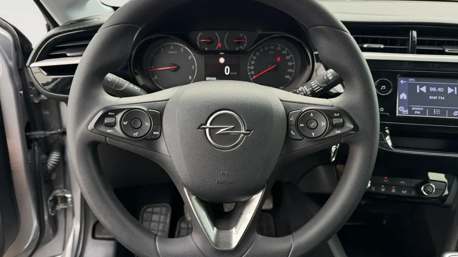 OPEL Corsa -