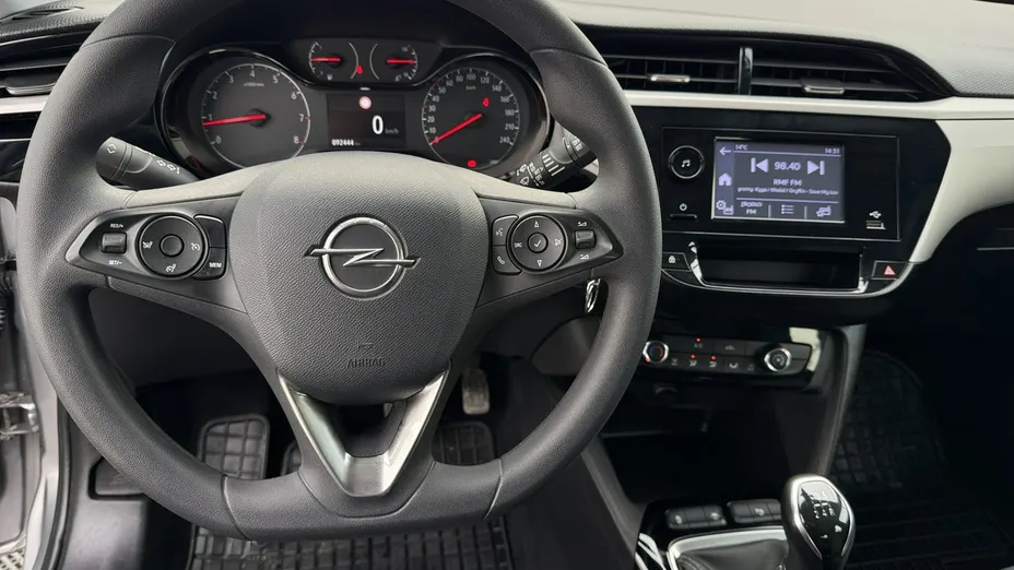 OPEL Corsa -