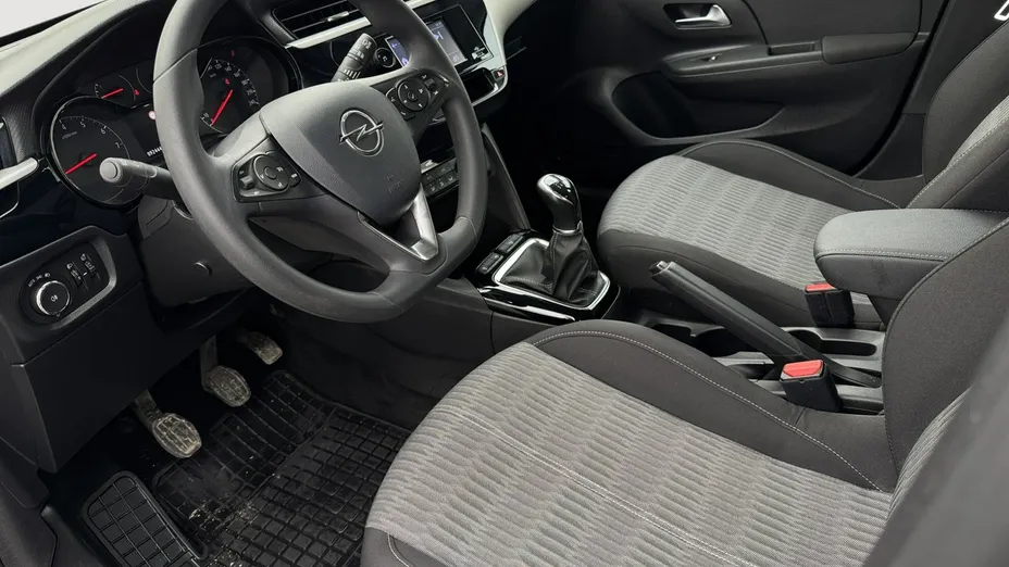 OPEL Corsa -
