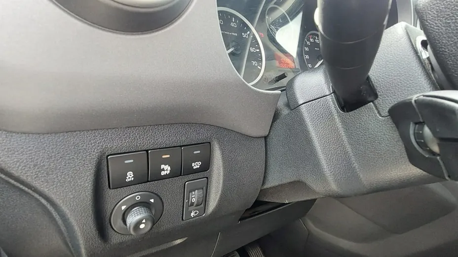 PEUGEOT Partner -