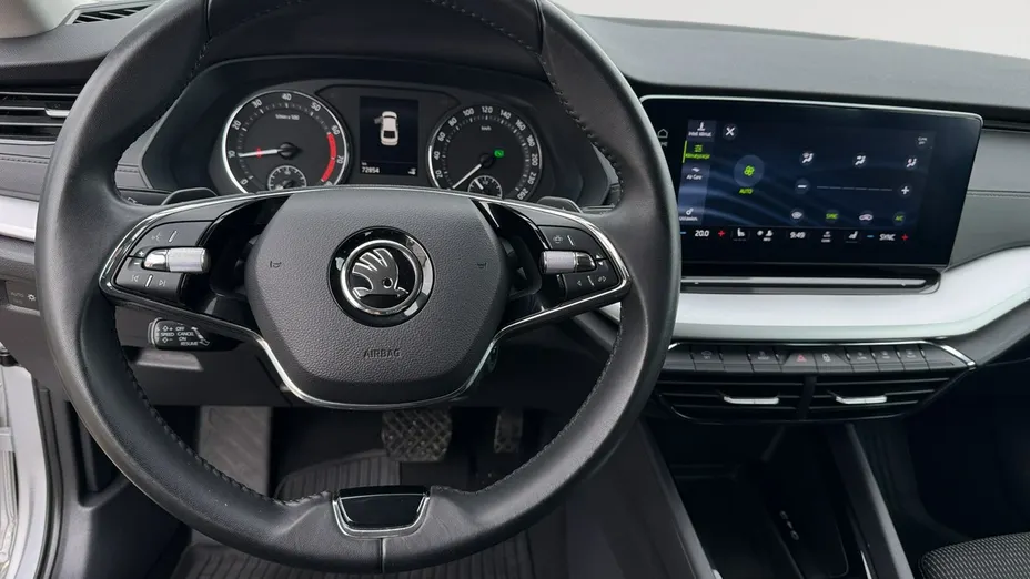 SKODA Octavia -
