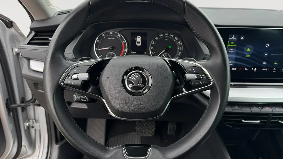SKODA Octavia -