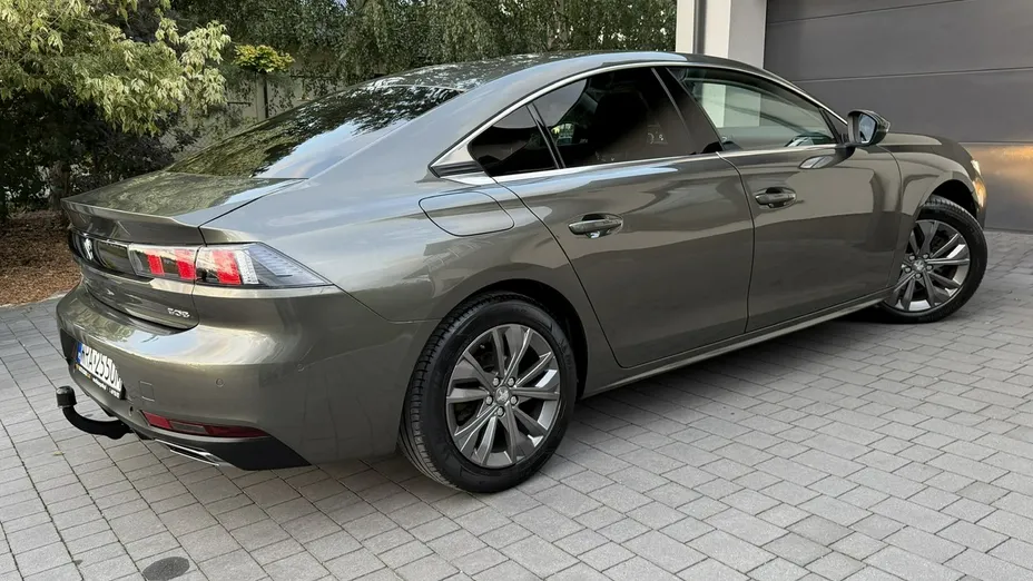 PEUGEOT 508 -