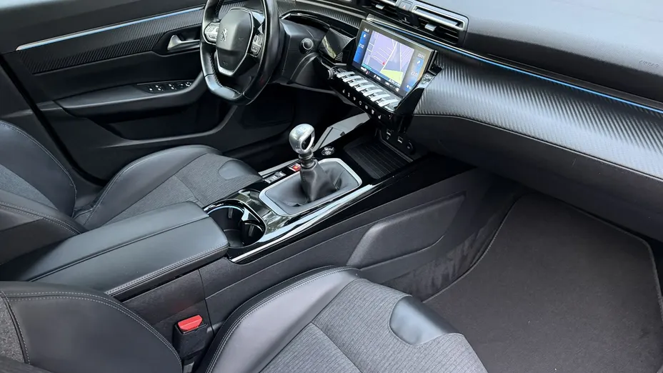 PEUGEOT 508 -