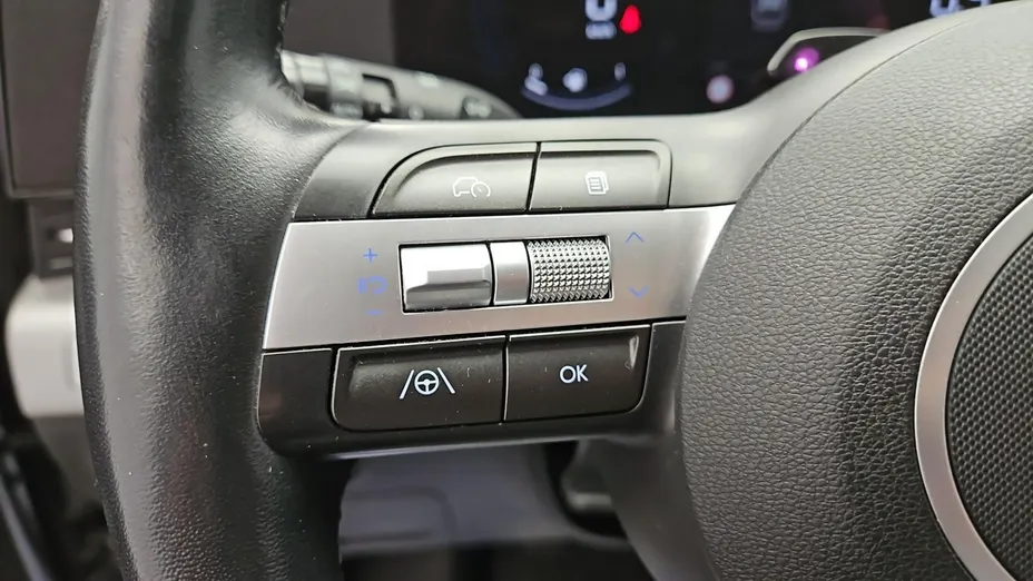 HYUNDAI Kona -
