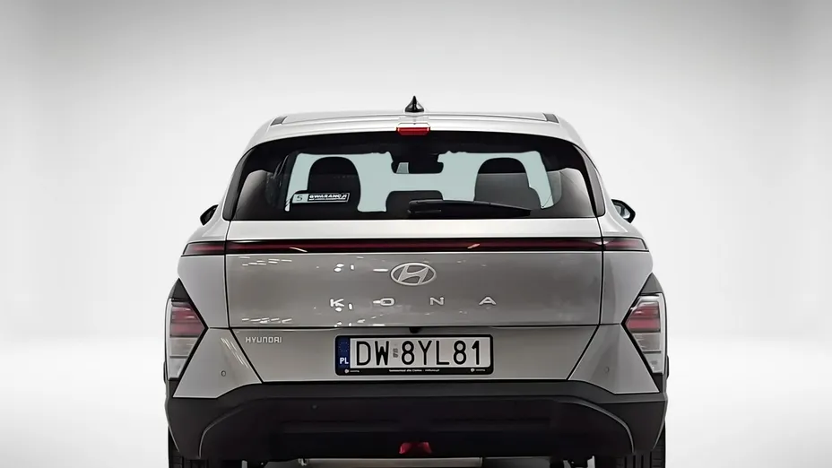 HYUNDAI Kona -