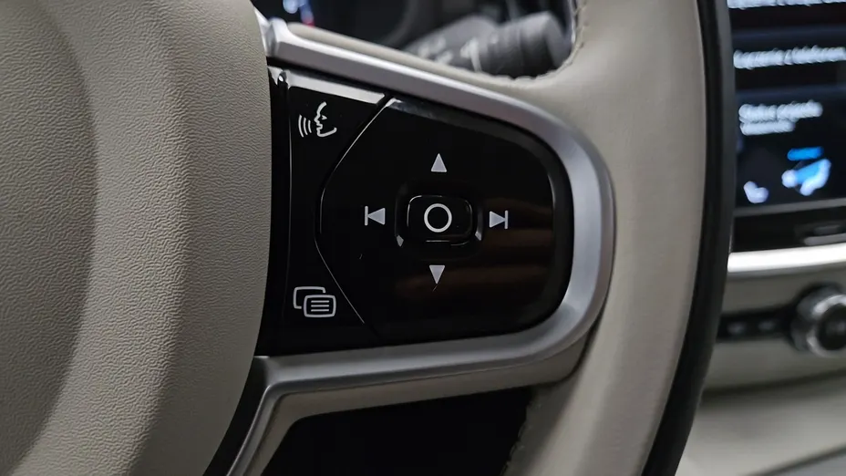 VOLVO S60 -