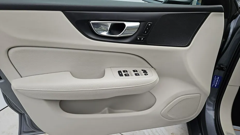 VOLVO S60 -