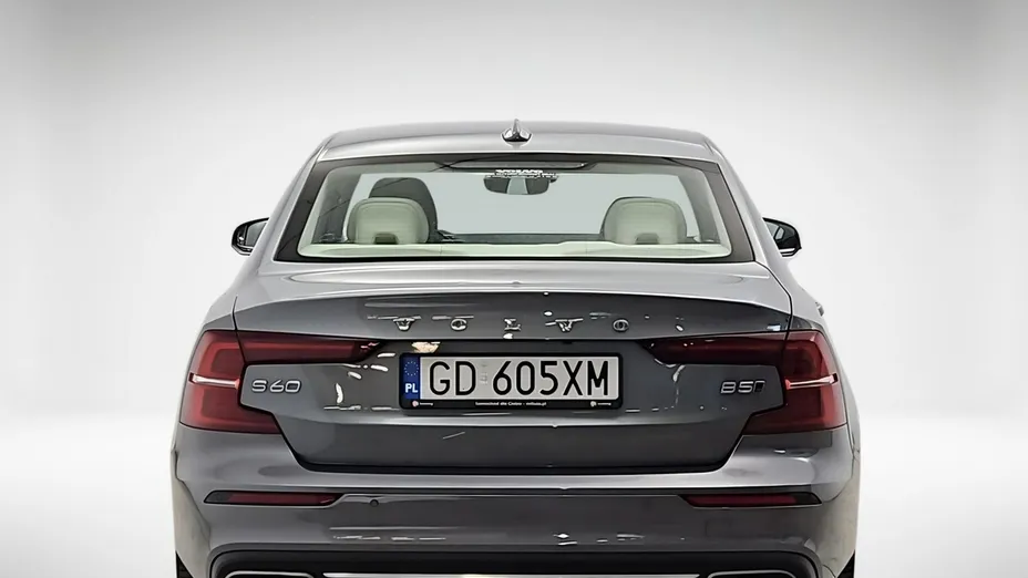 VOLVO S60 -