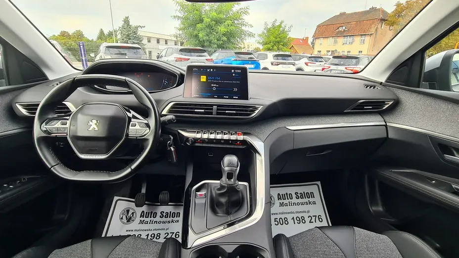 PEUGEOT 3008 -