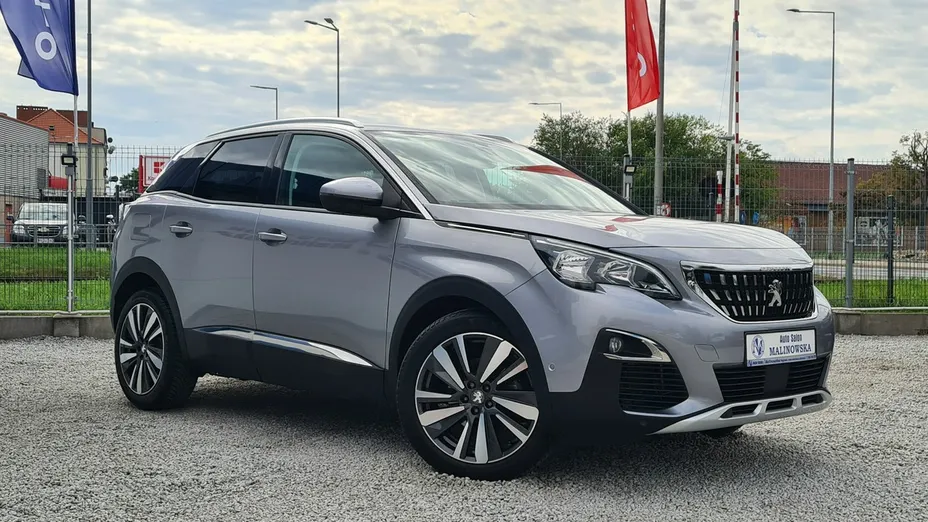 PEUGEOT 3008 -