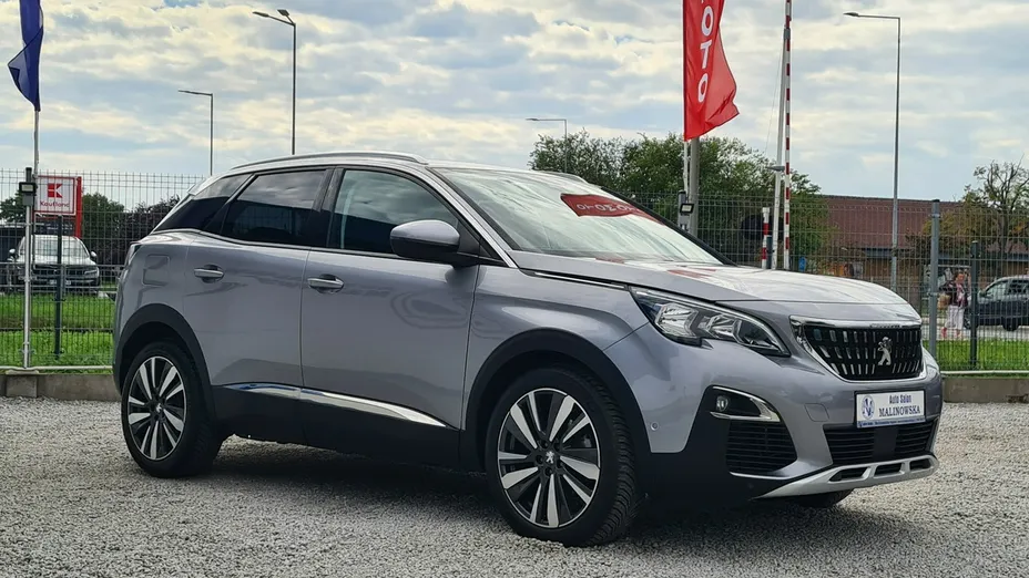 PEUGEOT 3008 -
