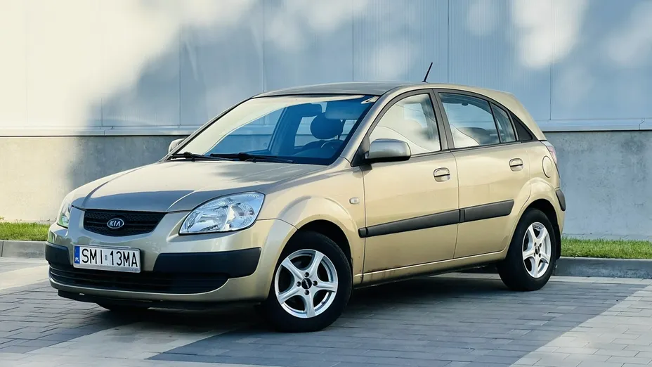 KIA Rio -