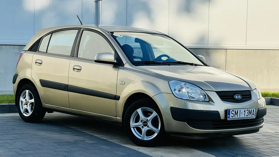 KIA Rio -
