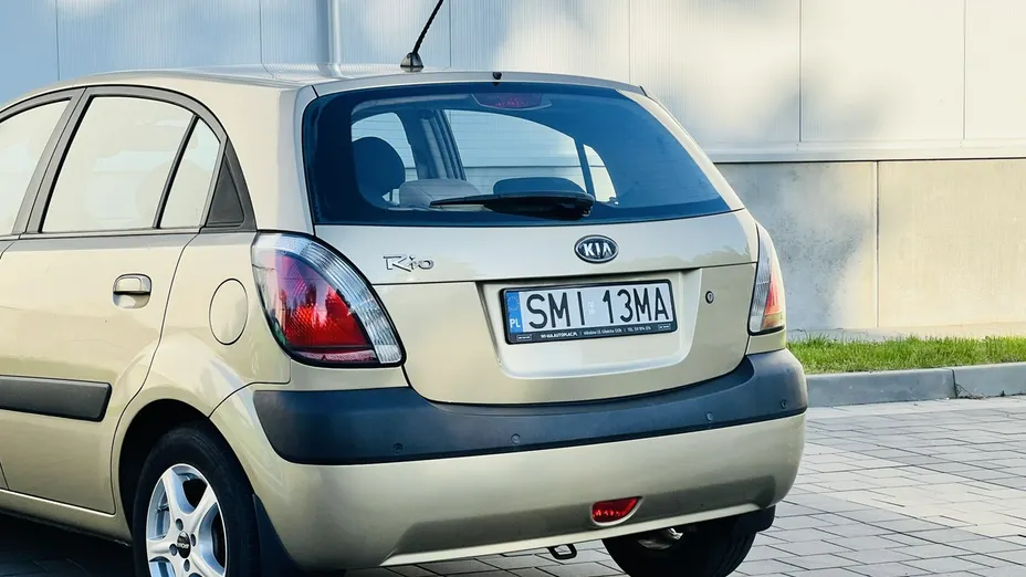 KIA Rio -